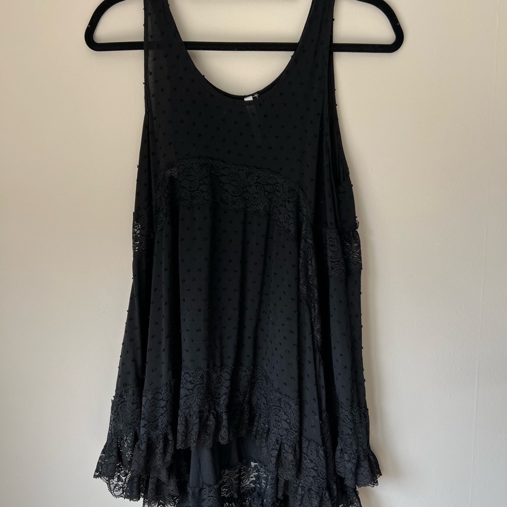 Medium Black Lace Top